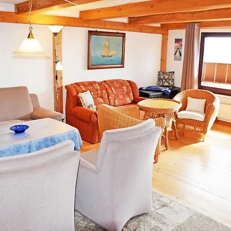 Mit Reetdach Und Seebli Groß Zicker