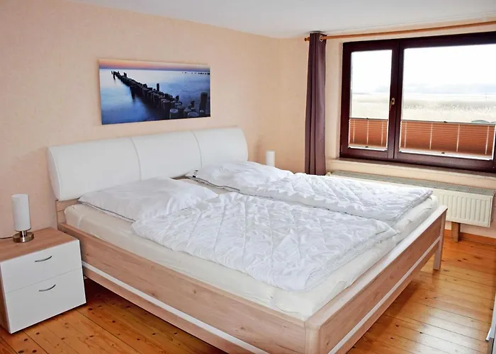 Apartmán Mit Reetdach Und Seebli Groß Zicker