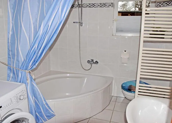 Mit Reetdach Und Seebli Apartmán *