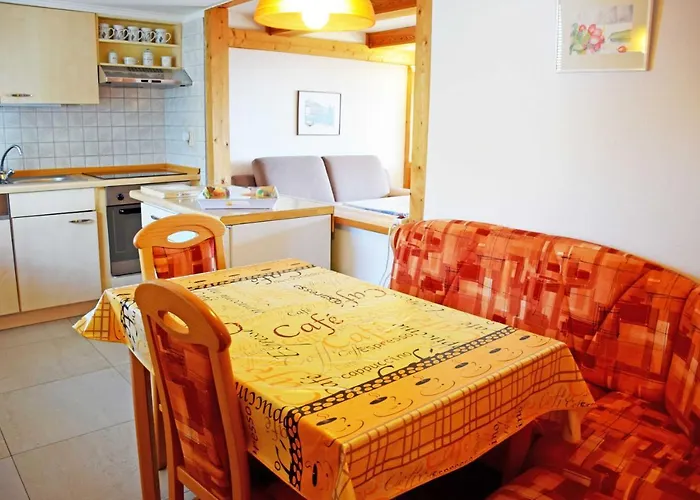 Mit Reetdach Und Seebli Apartmán Groß Zicker